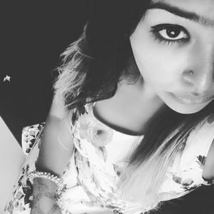 Meet your Posher, Ishrita